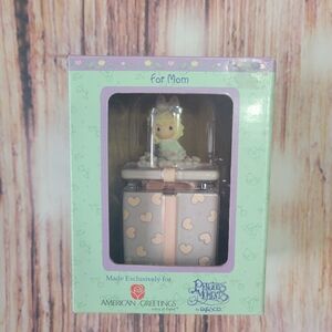 Precious Moments 'Mom' Trinket Box 🥰